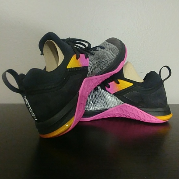 WOMENS NIKE METCON FLYKNIT 3 - Picture 3 of 4